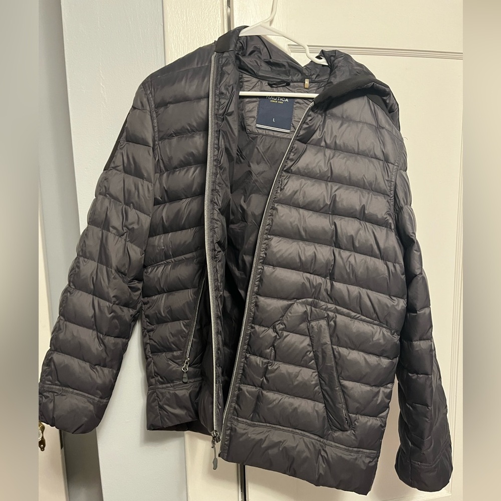 Nautica black puffer jacket in great condition